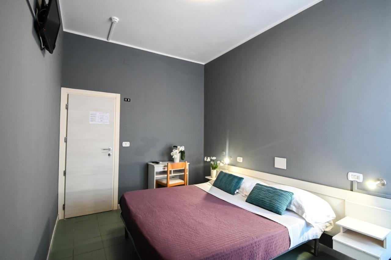 Hotel Montebello Riccione Luaran gambar