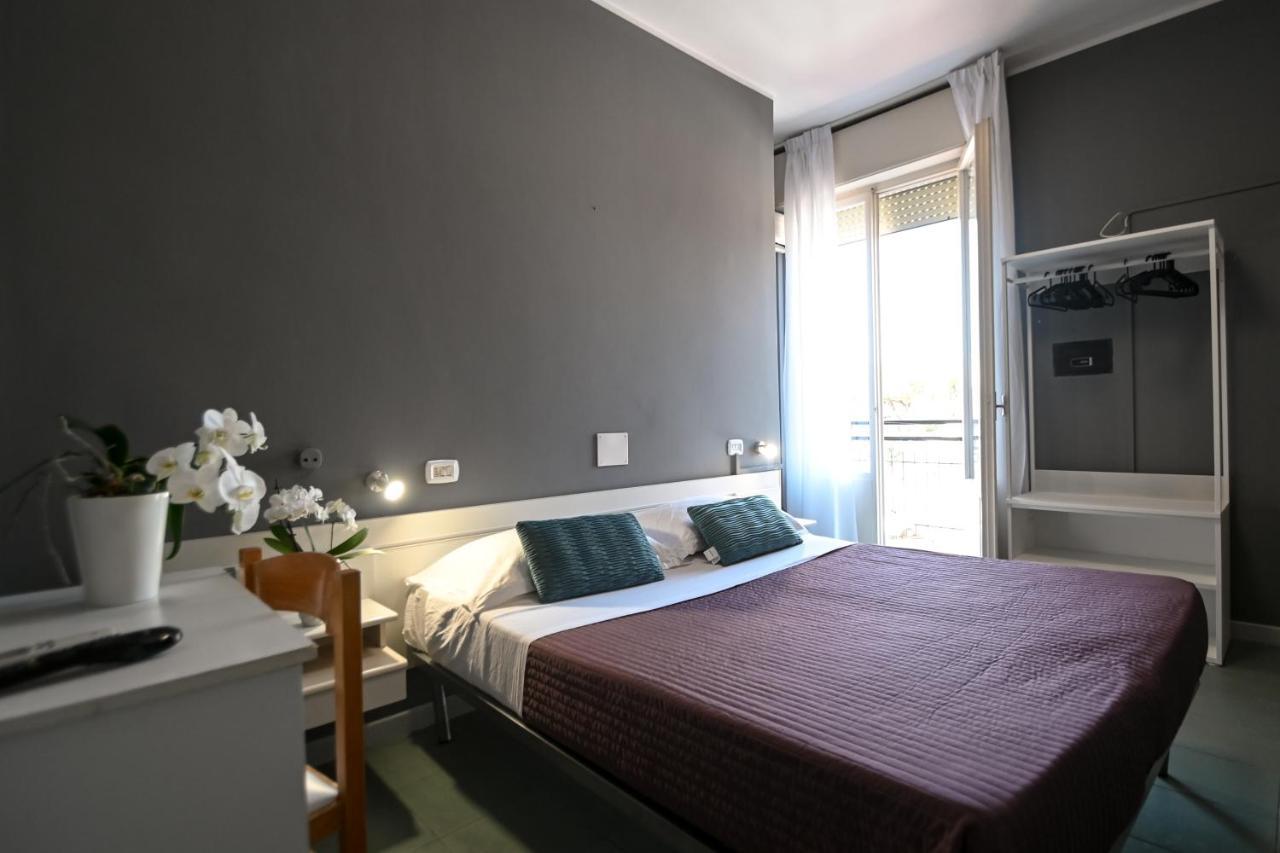 Hotel Montebello Riccione Luaran gambar
