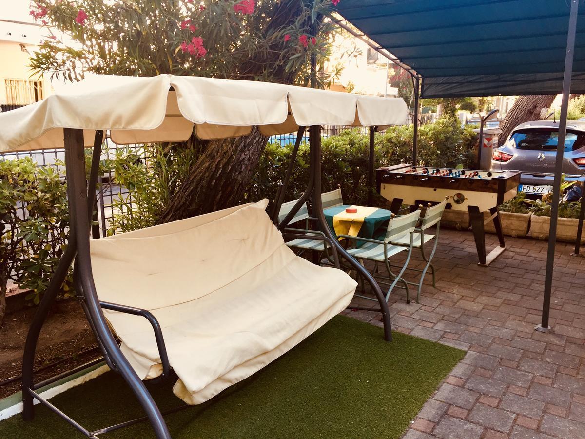 Hotel Montebello Riccione Luaran gambar