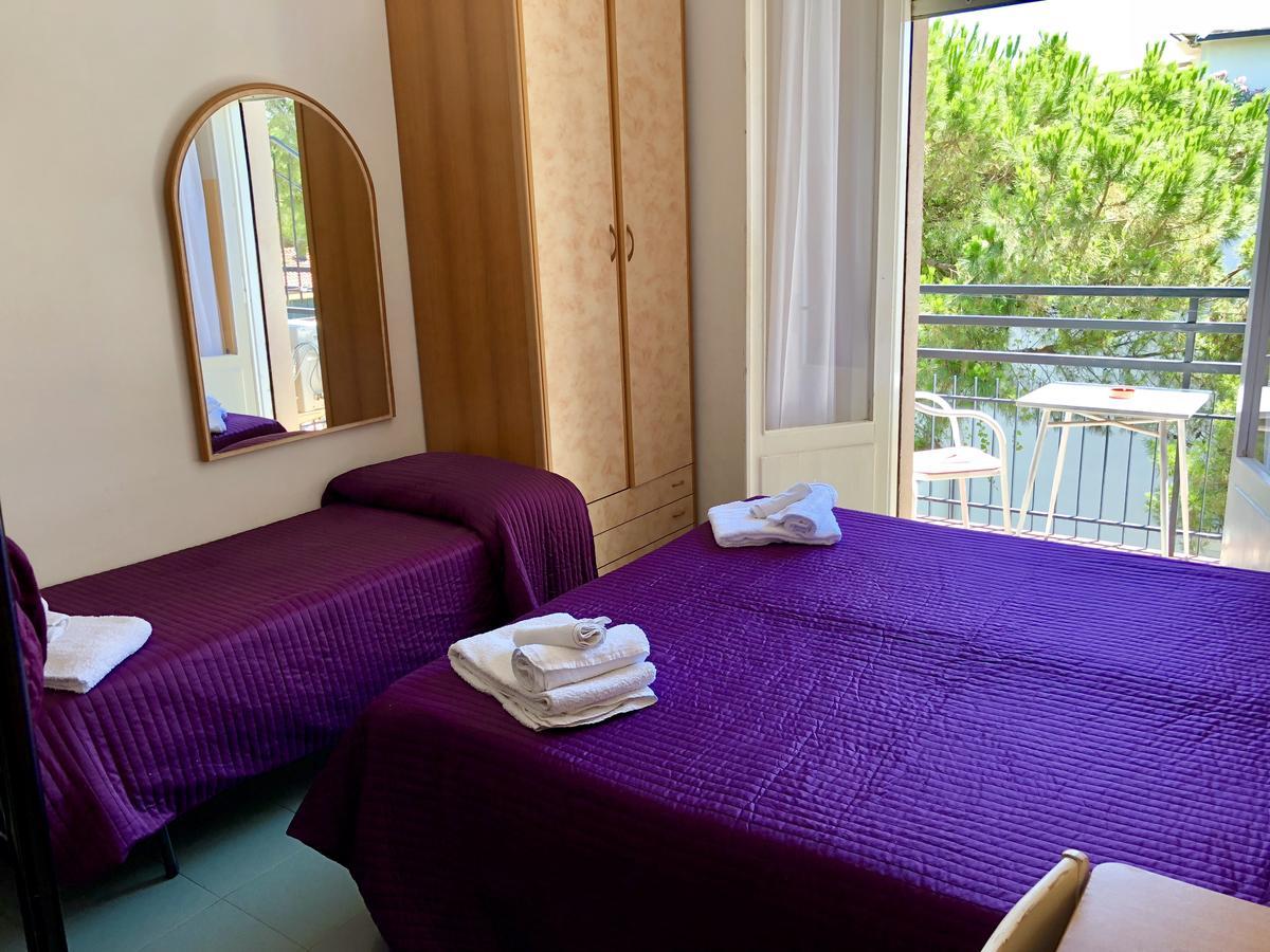 Hotel Montebello Riccione Luaran gambar